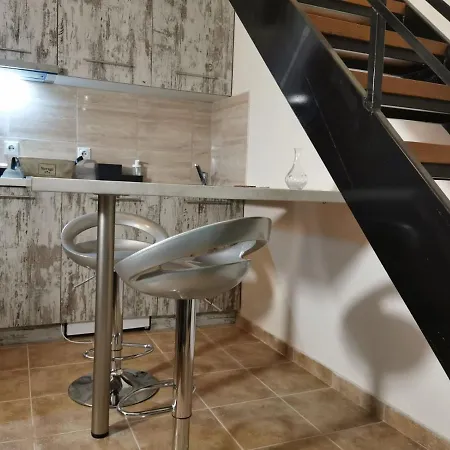 Hotel Capital Lux 3* נידרי