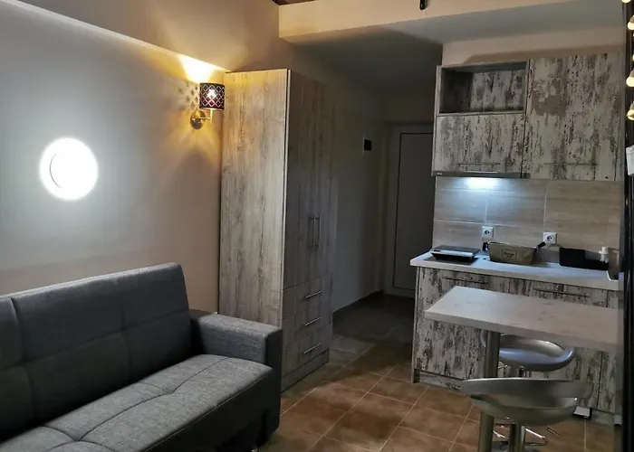 Hotel Capital Lux 3*