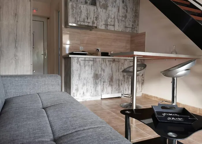 Hotel Capital Lux מלון דירות 3*