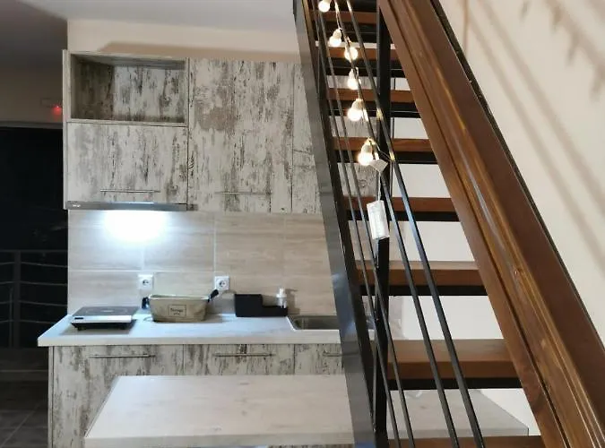 מלון דירות Hotel Capital Lux 3*